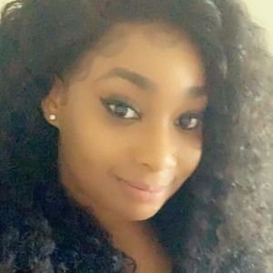 Meet your Posher, Jasmine